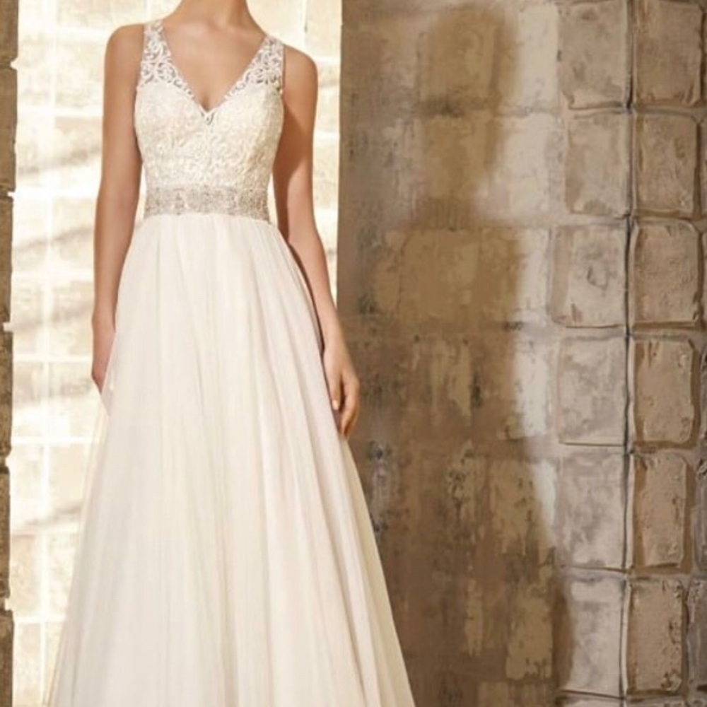 Madeline Gardner Wedding Dress Size 8  Ivory with Gold Details